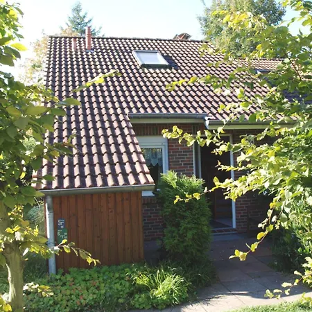 Urlauberdorf 62a *